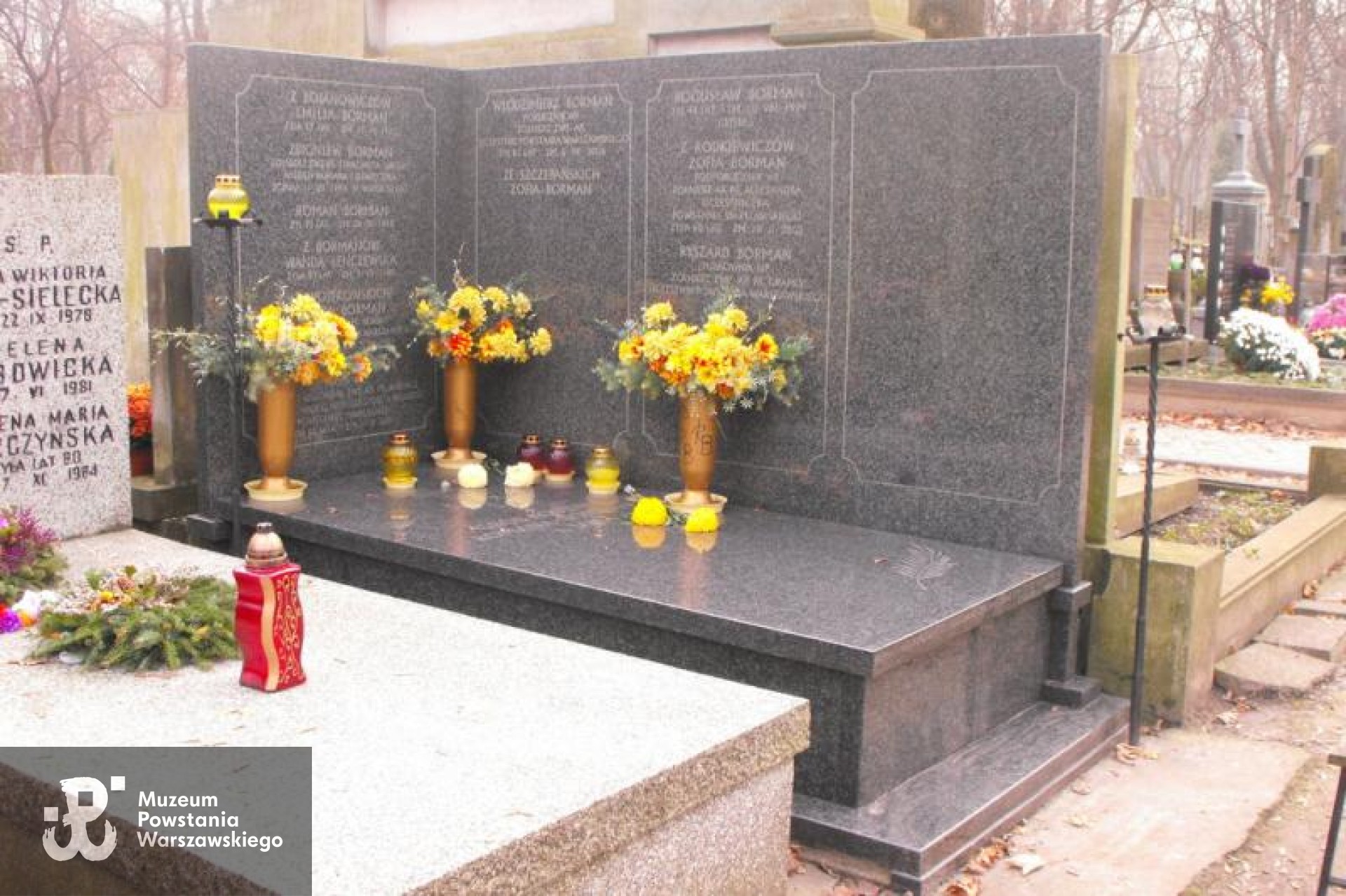 Źródło: https://cmentarze.um.warszawa.pl/pomnik.aspx?pom_id=25262 [dostęp: 04.06.2025].