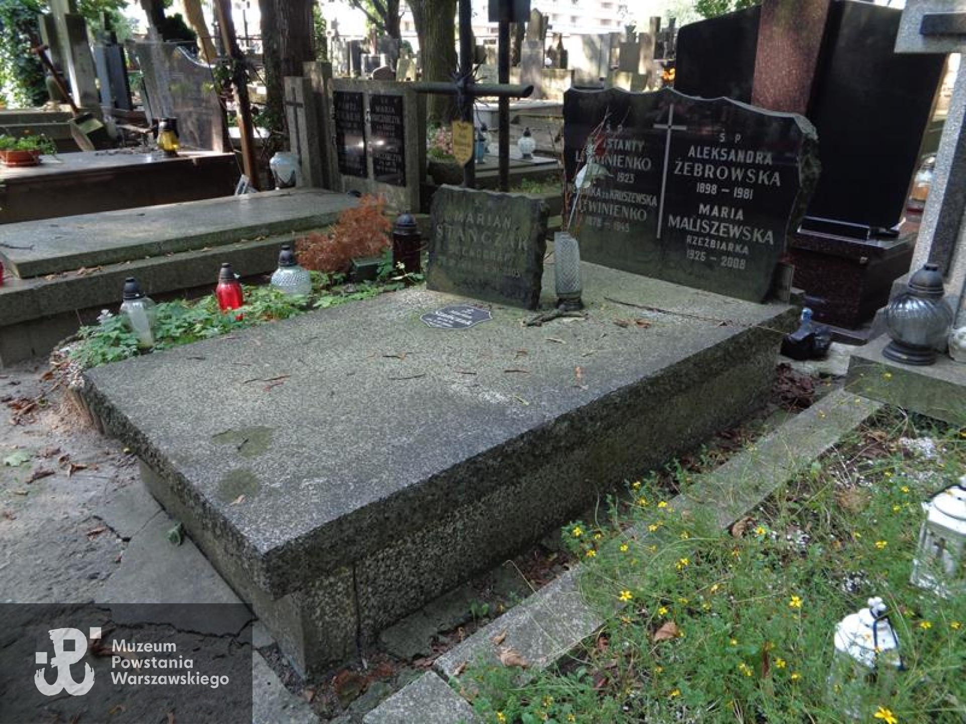 Źródło: https://cmentarze.um.warszawa.pl/pomnik.aspx?pom_id=66465 [dostęp: 23.04.2025].