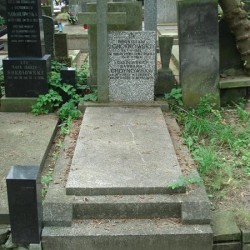 Źródło: https://cmentarze.um.warszawa.pl/pomnik.aspx?pom_id=44316 [dostęp: 04.09.2025].