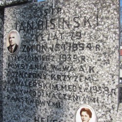 Źródło: https://grobonet.com/p/warszawaczerniakowski/8944/jan-bisinski-warszawa-czerniakowski [dostęp: 26.05.2025].