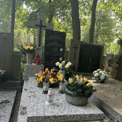Źródło: VIII Liceum Ogólnokształcące im. Władysława IV w Warszawie.