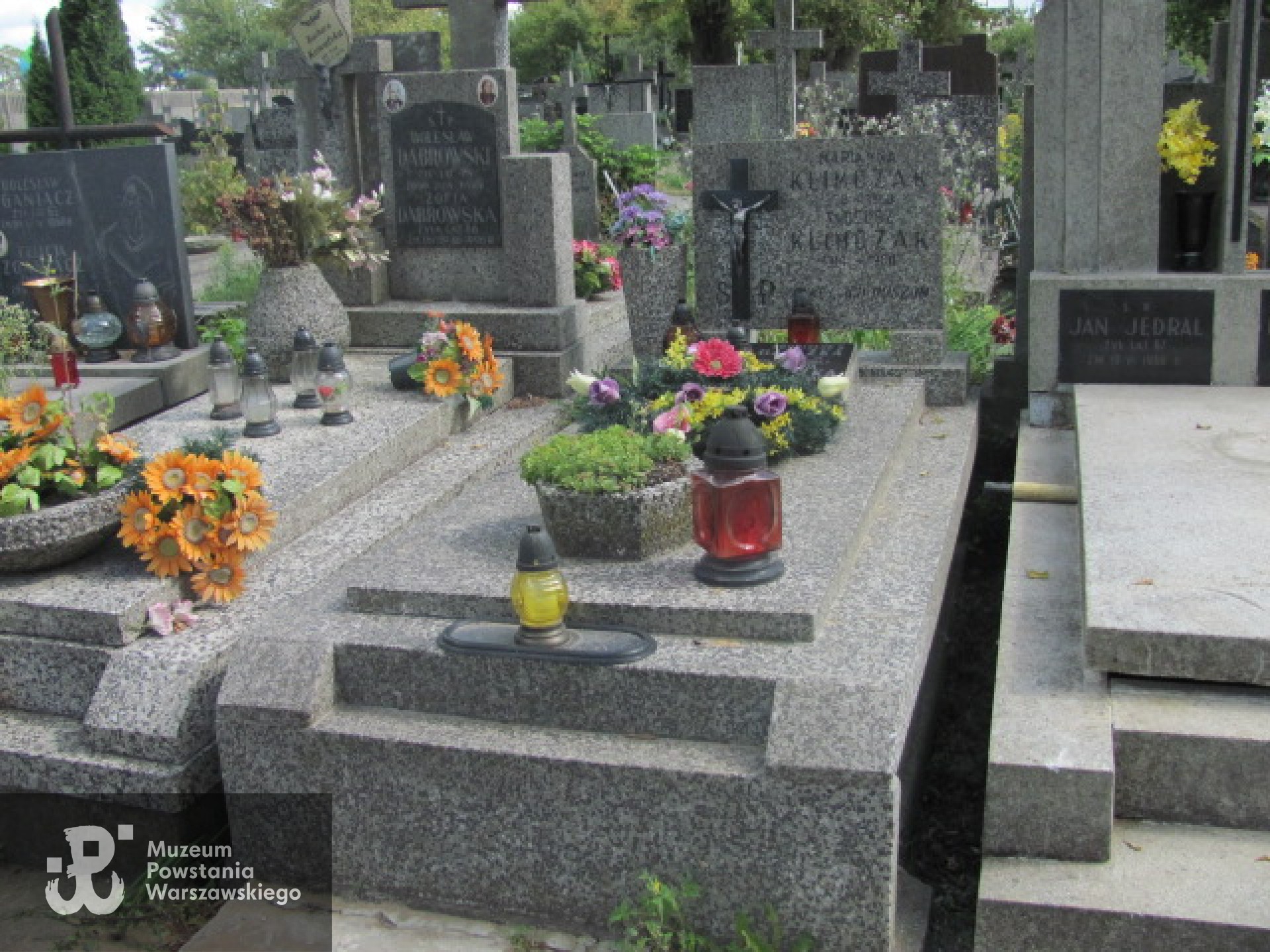 Źródło: https://warszawawlochy.grobonet.com/grobonet/start.php?id=detale&idg=11368 [dostęp: 20.03.2026].