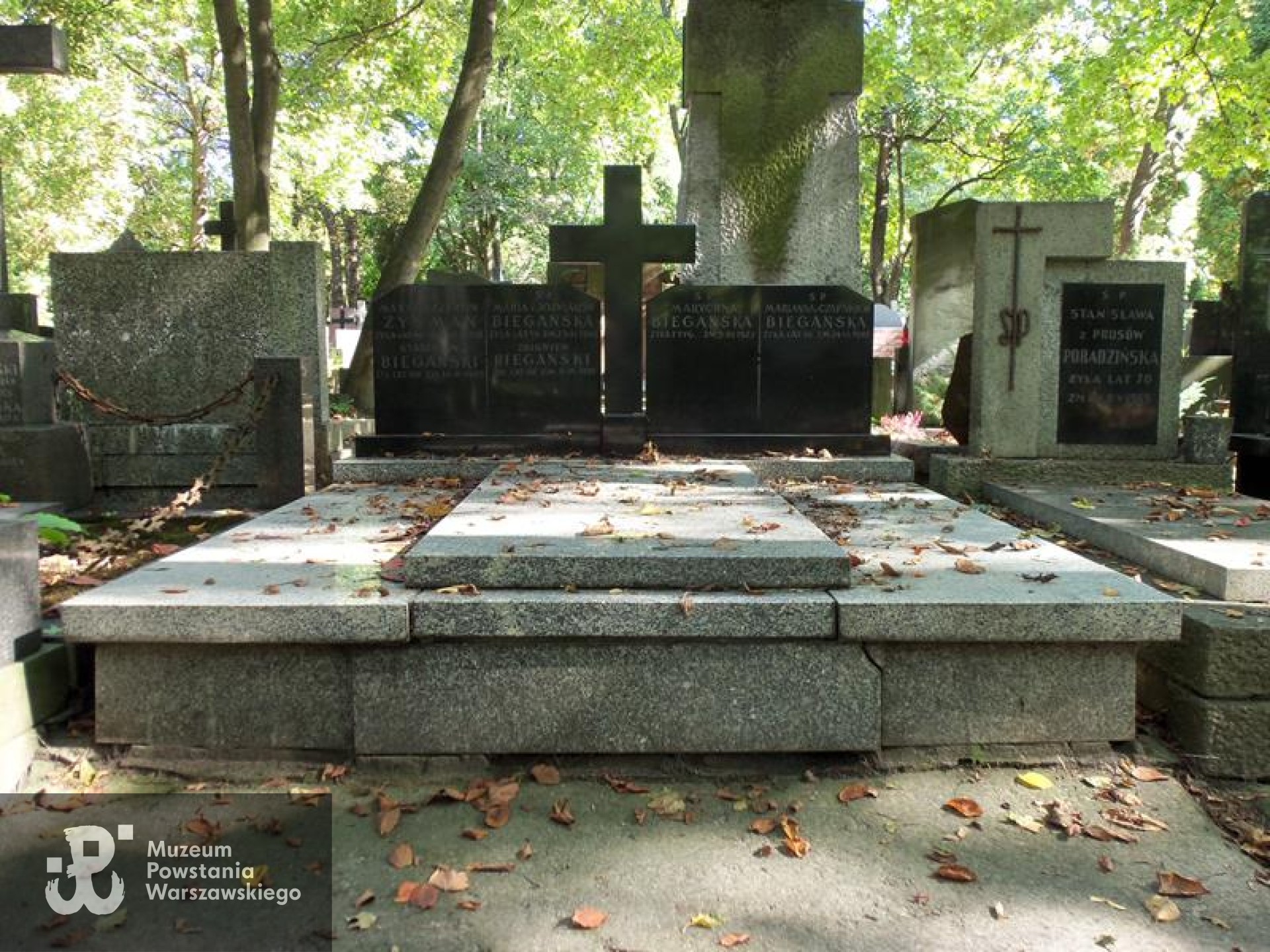 Źródło: https://cmentarze.um.warszawa.pl/pomnik.aspx?pom_id=38791 [dostęp: 21.05.2025].