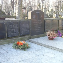 Źródło: https://pl.wikipedia.org/wiki/Krzysztof_Kasznica [dostęp: 9.04.2025].
