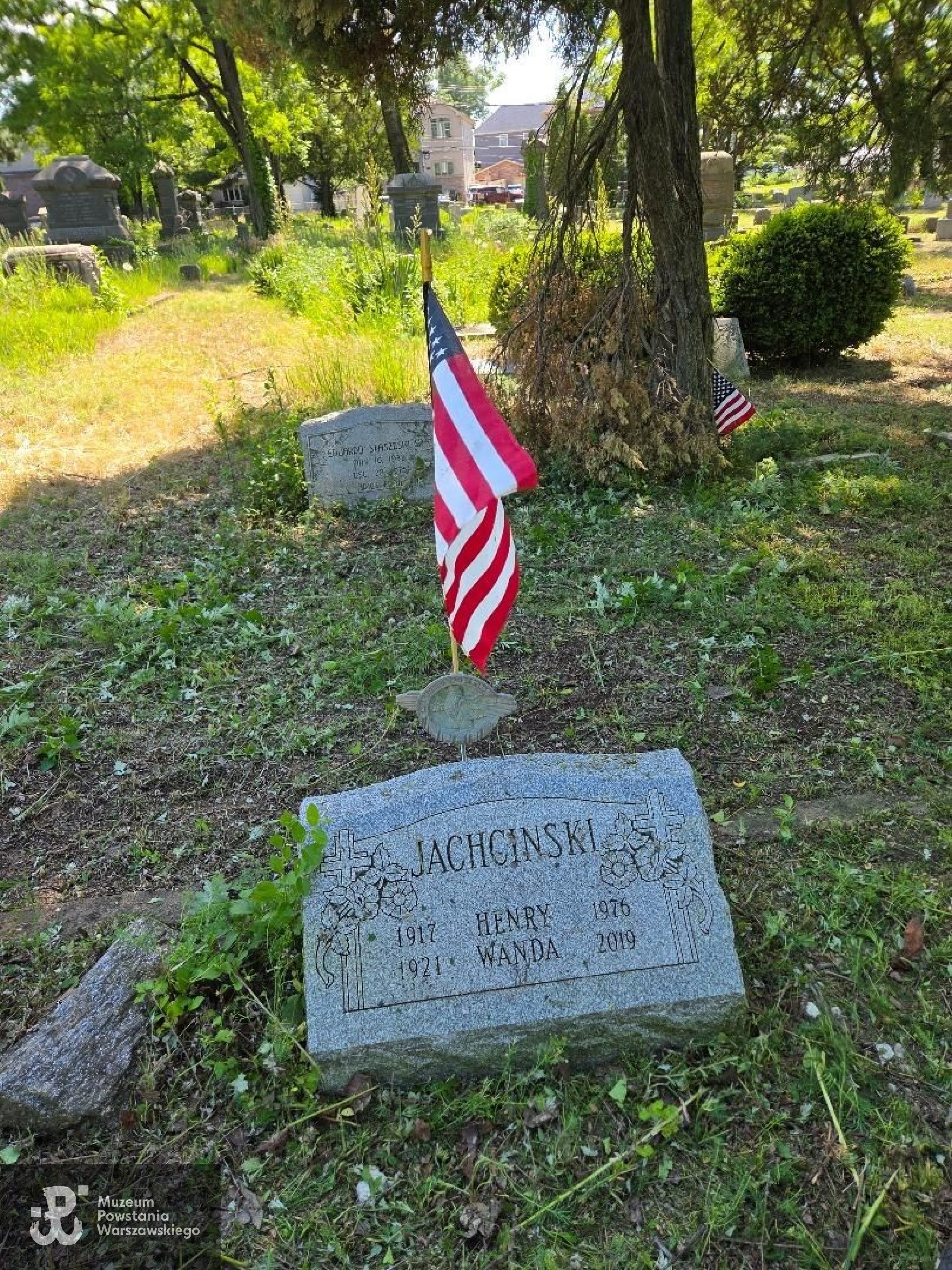 Źródło: https://pl.findagrave.com/memorial/203255566/henry-kazimierz-jachcinski [dostęp: 16.07.2026].