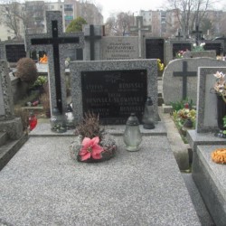 Źródło: https://pruszkowparafialny.grobonet.com/grobonet/start.php?id=detale&idg=17499 [dostęp: 16.10.2025].