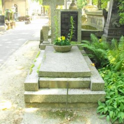 Źródło: https://cmentarze.um.warszawa.pl/pomnik.aspx?pom_id=10665 [dostęp: 04.06.2025].