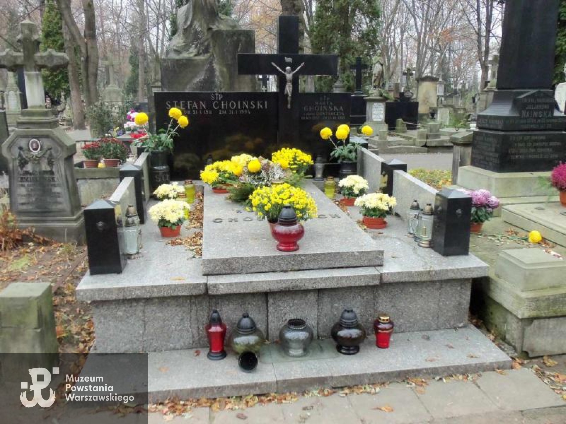 Źródło: https://cmentarze.um.warszawa.pl/pomnik.aspx?pom_id=15096 [dostęp: 03.09.2025].