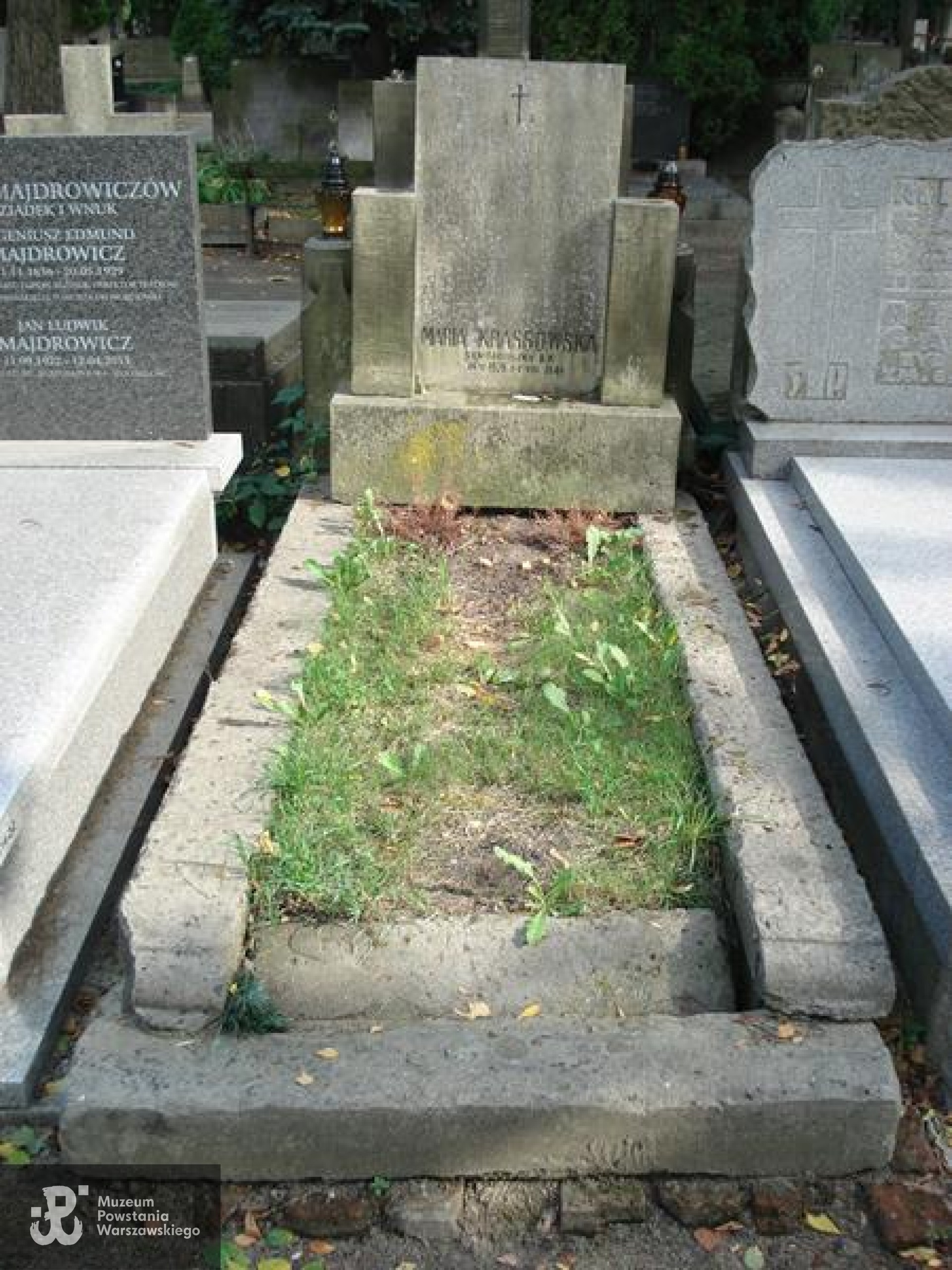 Źródło: https://cmentarze.um.warszawa.pl/pomnik.aspx?pom_id=35694 [dostęp: 23.04.2025].