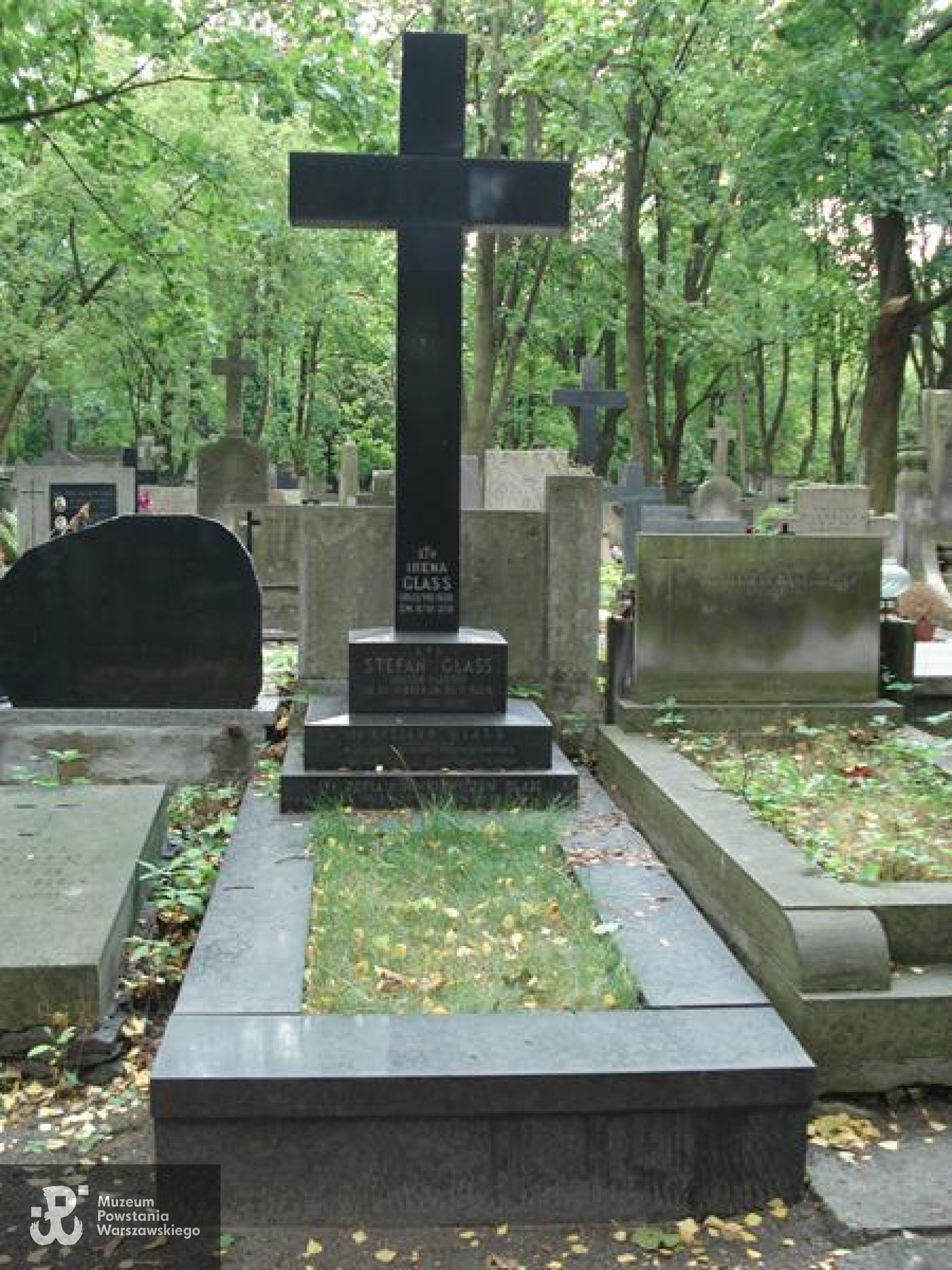 Źródło: https://cmentarze.um.warszawa.pl/pomnik.aspx?pom_id=35675 [dostęp: 18.03.2026].