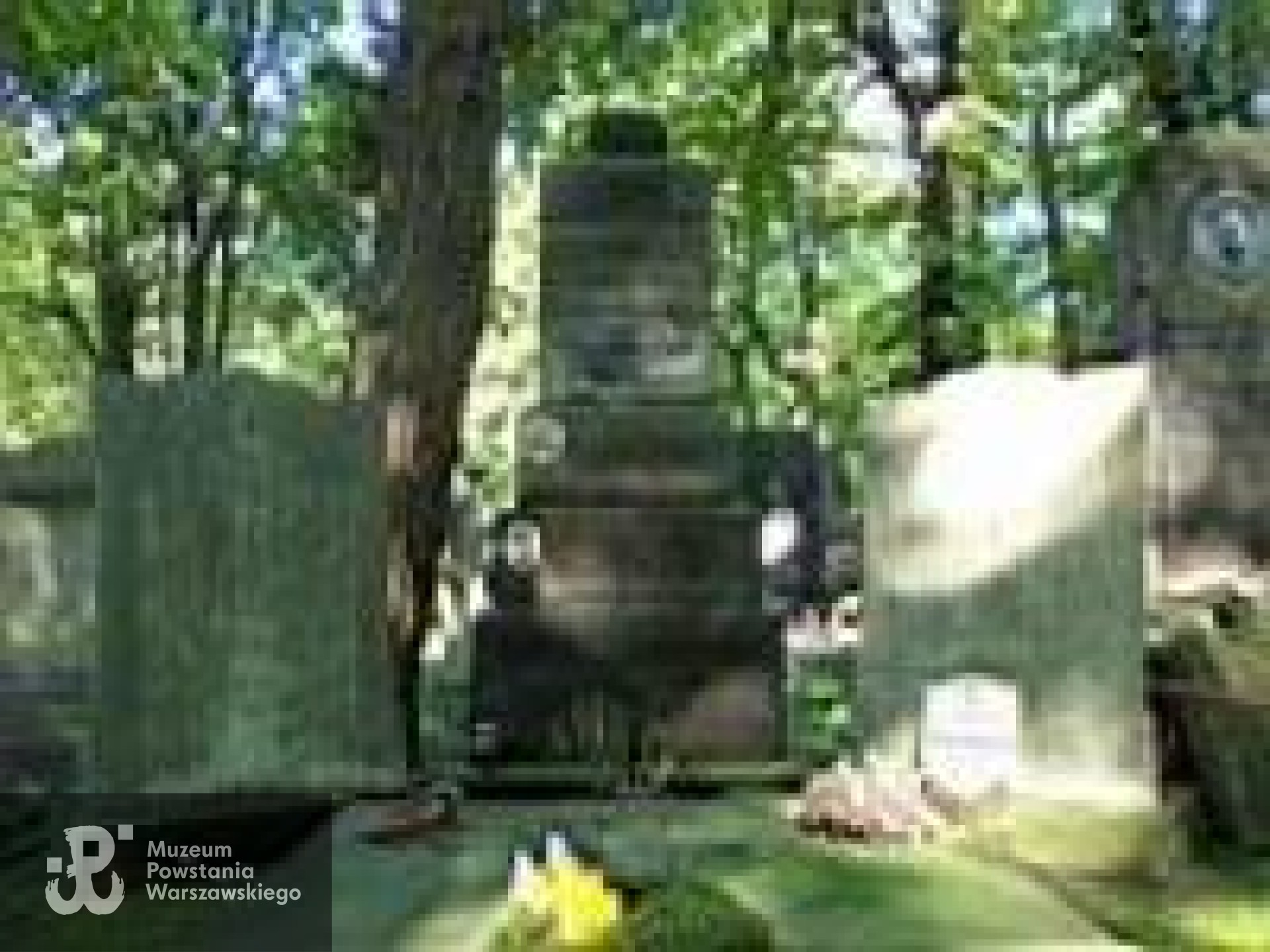 Źródło: https://cmentarze.um.warszawa.pl/pomnik.aspx?pom_id=11344 [dostęp: 10.04.2025].