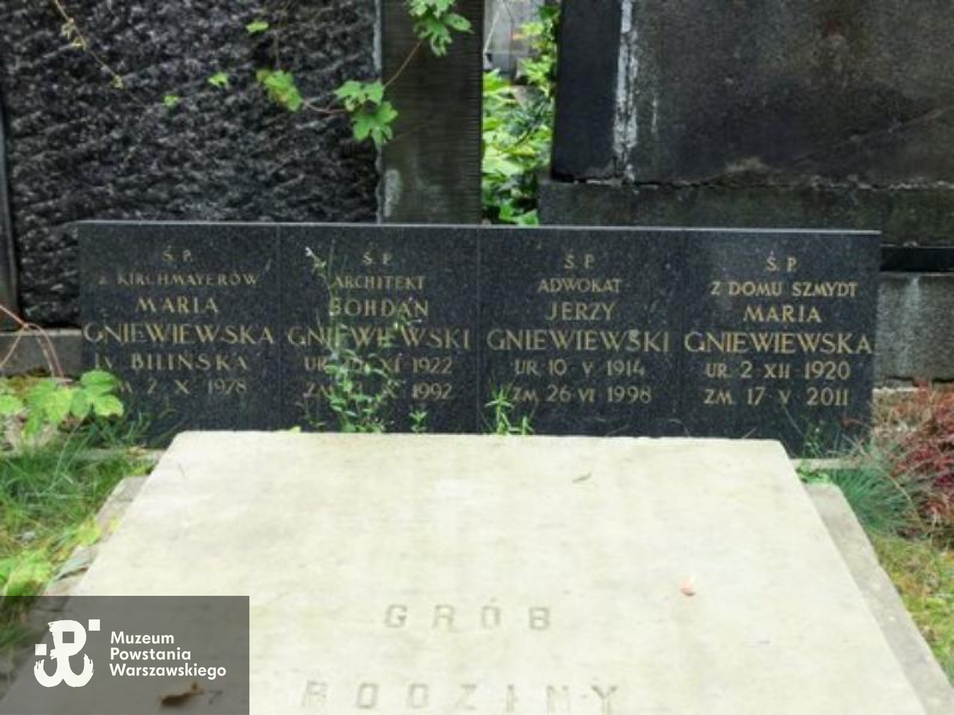 Źródło: https://cmentarze.um.warszawa.pl/pomnik.aspx?pom_id=27589 [dostęp: 16.04.2026].