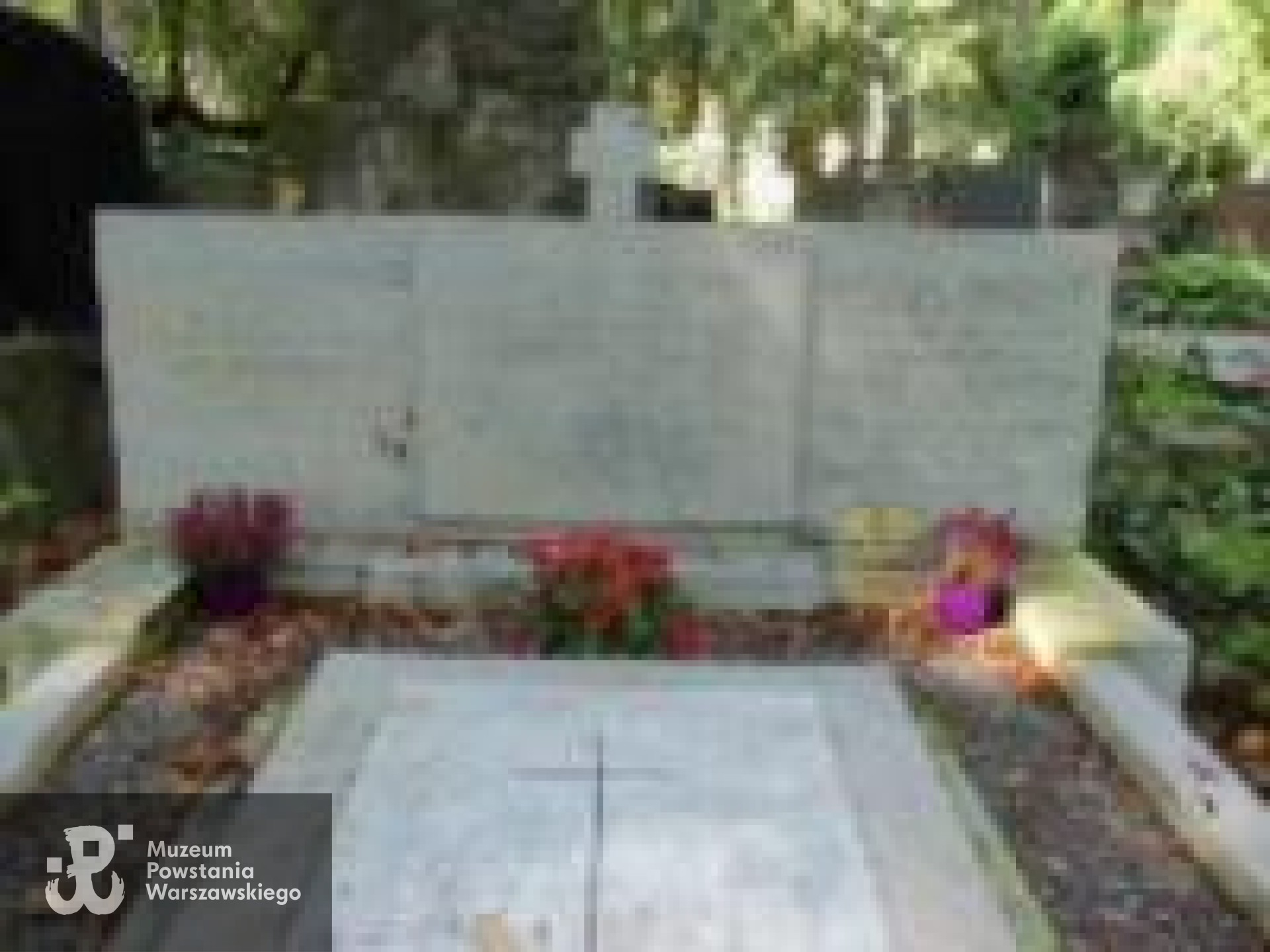 Źródło: https://cmentarze.um.warszawa.pl/pomnik.aspx?pom_id=21704 [dostęp: 10.04.2025].