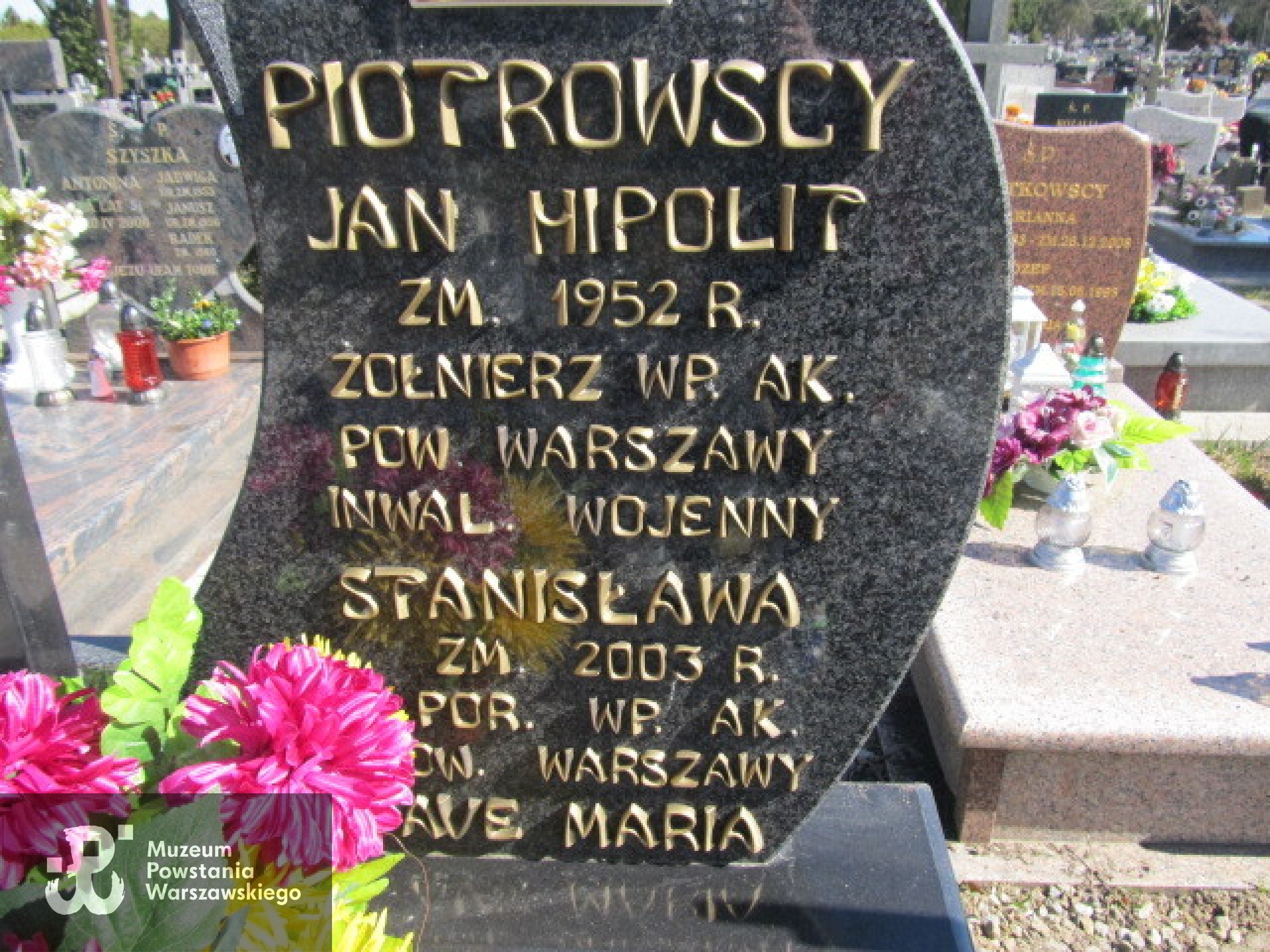 Źródło: https://szczytno.grobonet.com/grobonet/start.php?id=detale&idg=3073&inni=0&cinki=0 [dostęp: 28.01.2026].