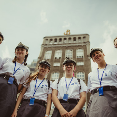 Bądź na bieżąco. Obserwuj nasze social media