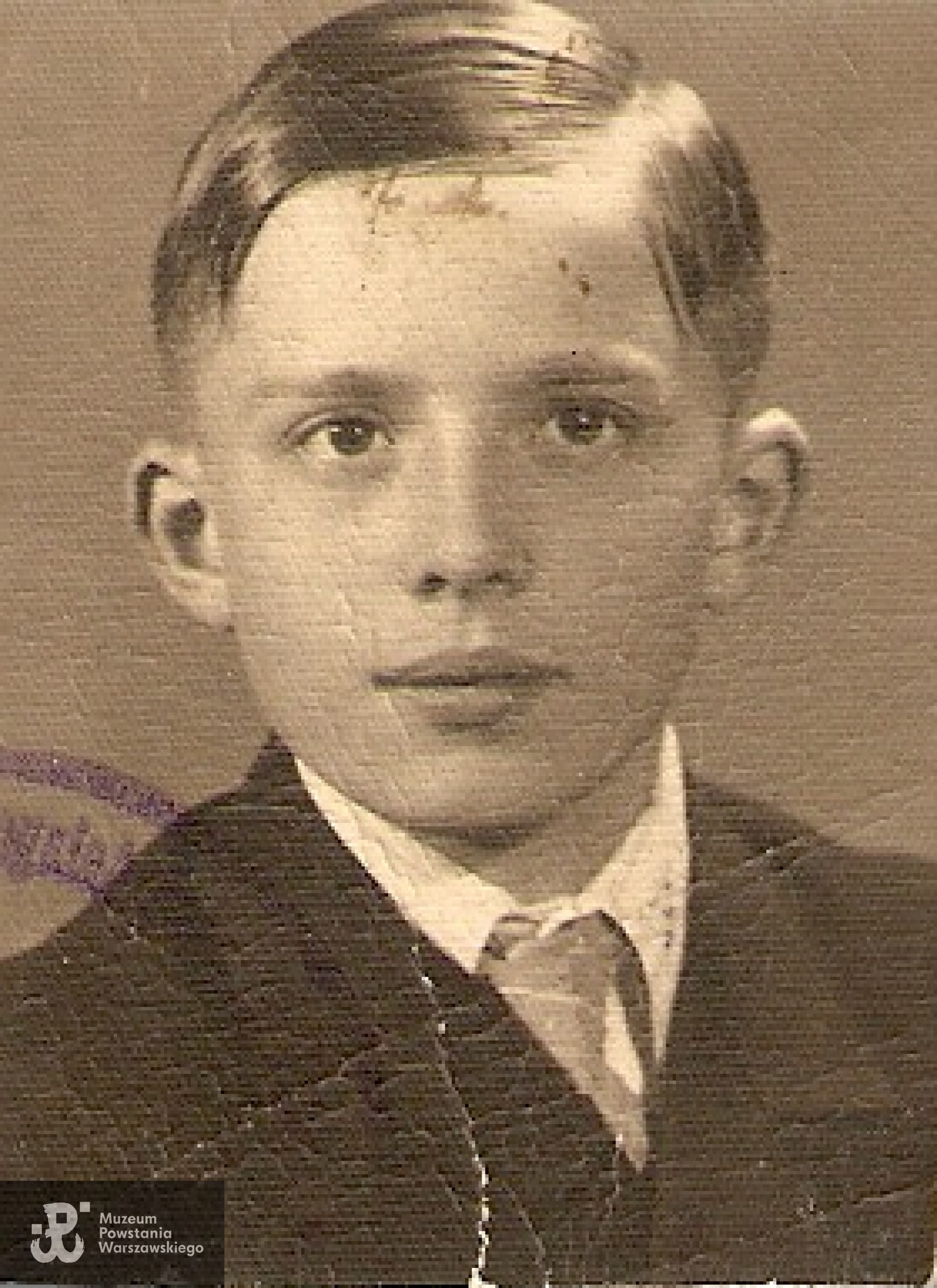 Andrzej Kozłowski (1926-1944), fotografię udostępniła Pani Monika Nowak