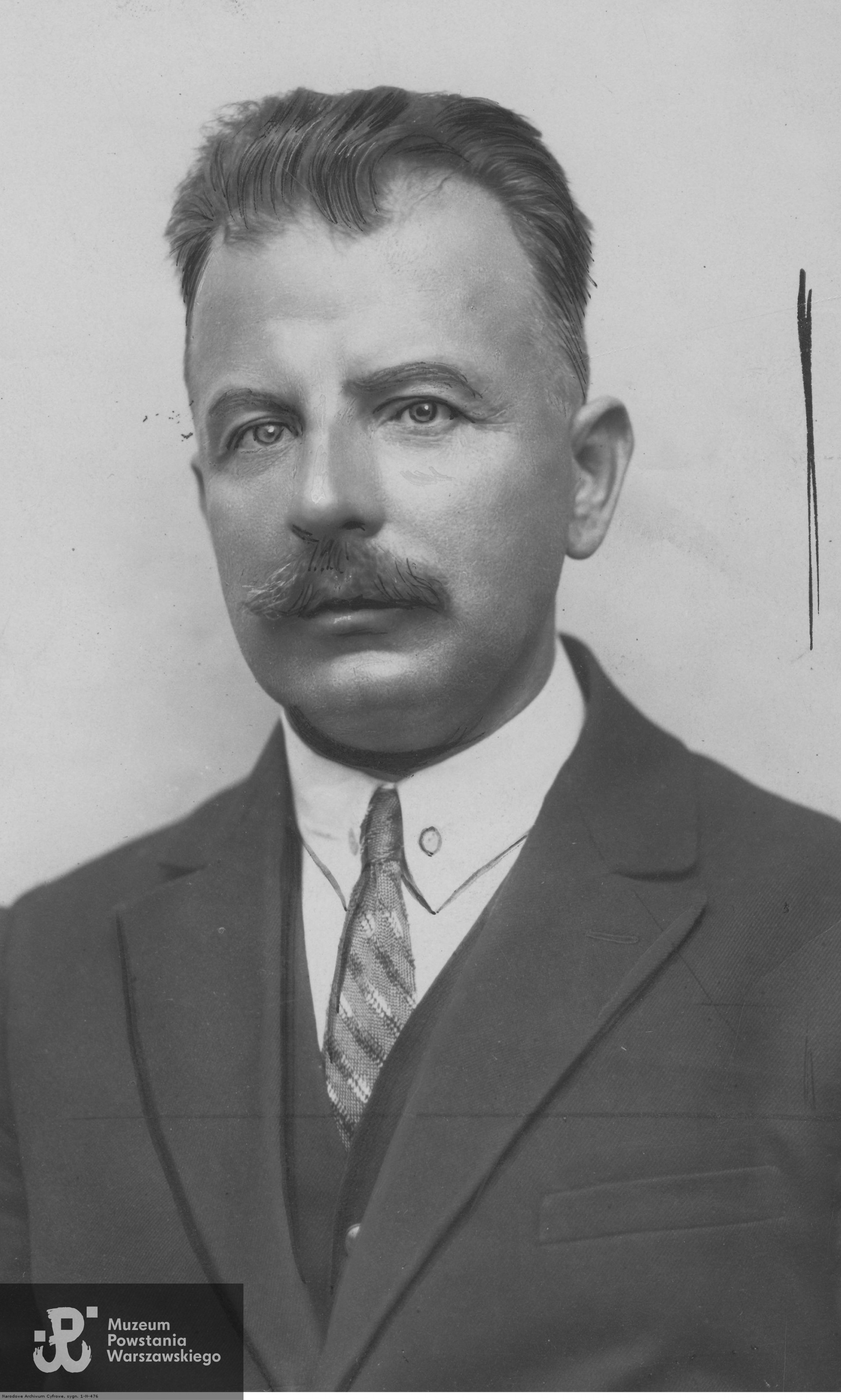 Marian Rapacki - wykładowca w Szkole Głównej Handlowej w Warszawie , działacz spółdzielczy, prezes Zarządu Związku Spółdzielni Spożywców RP 