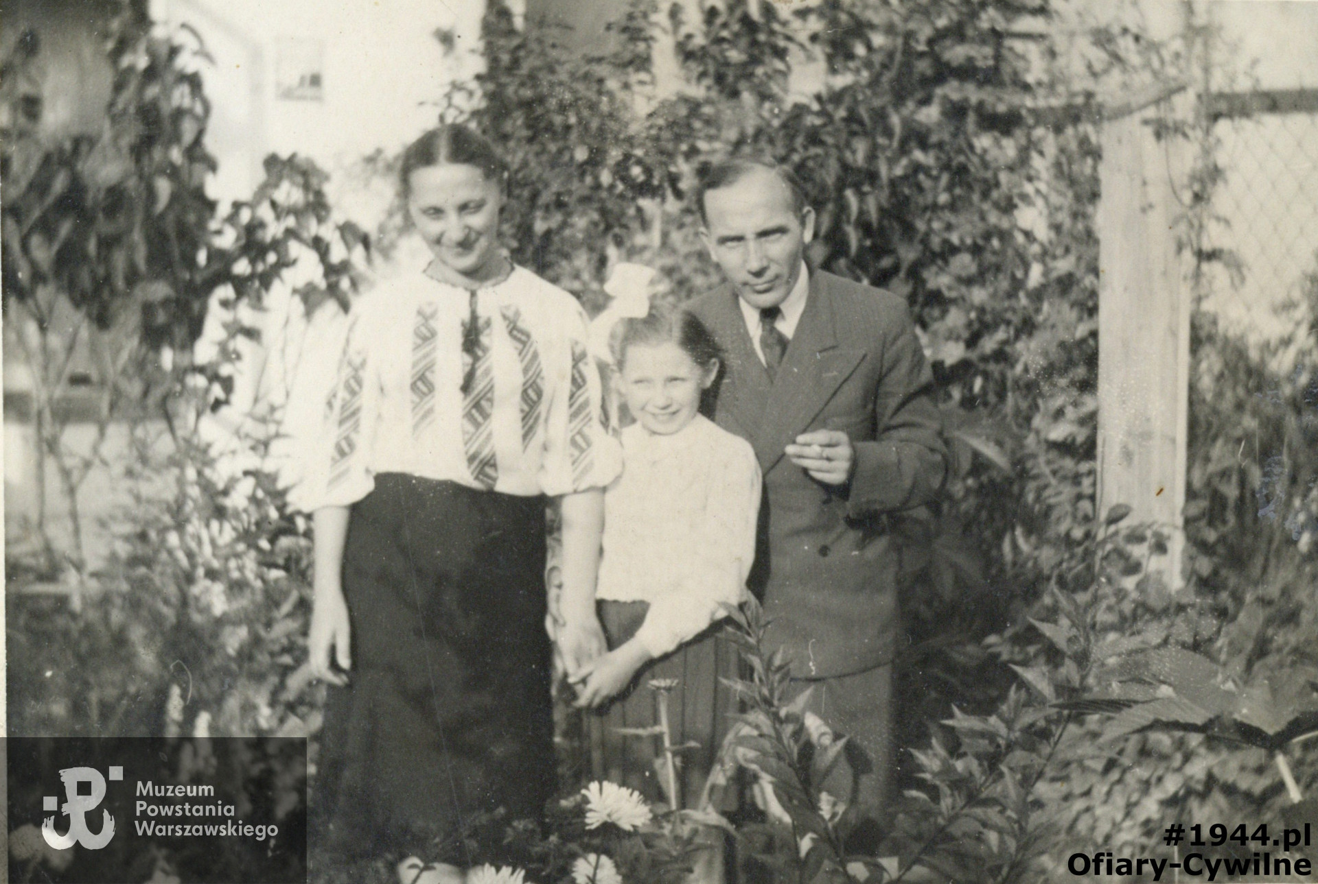 Jadwiga Karłowicz z mężem Michałem i córką Joanna, fotografia ze zbiorów rodzinnych