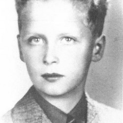 Roman Czosnowski (1931-1944), zdjęcie udostępnione przez panią Marię Czosnowską-Brosowską