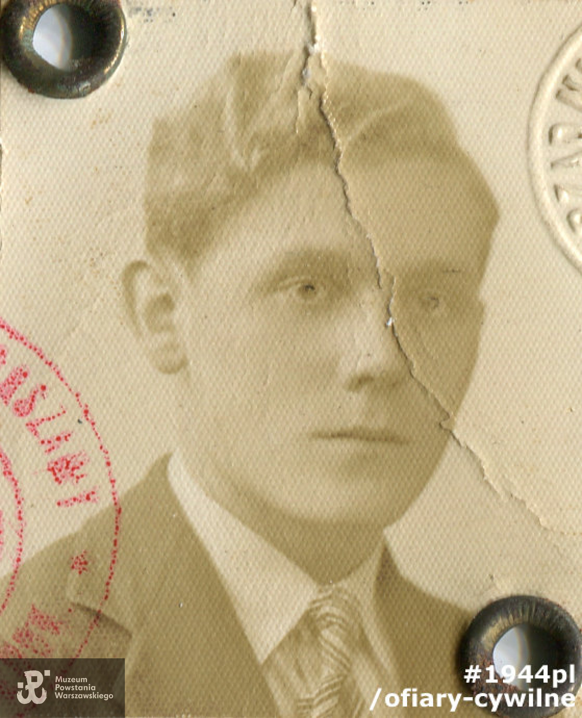 Edward Biejat (1914-1944), fotografia z przedwojennego dowodu osobistego, zbiory Muzeum Powstania Warszawskiego MPW-A-3433 (P/2178)