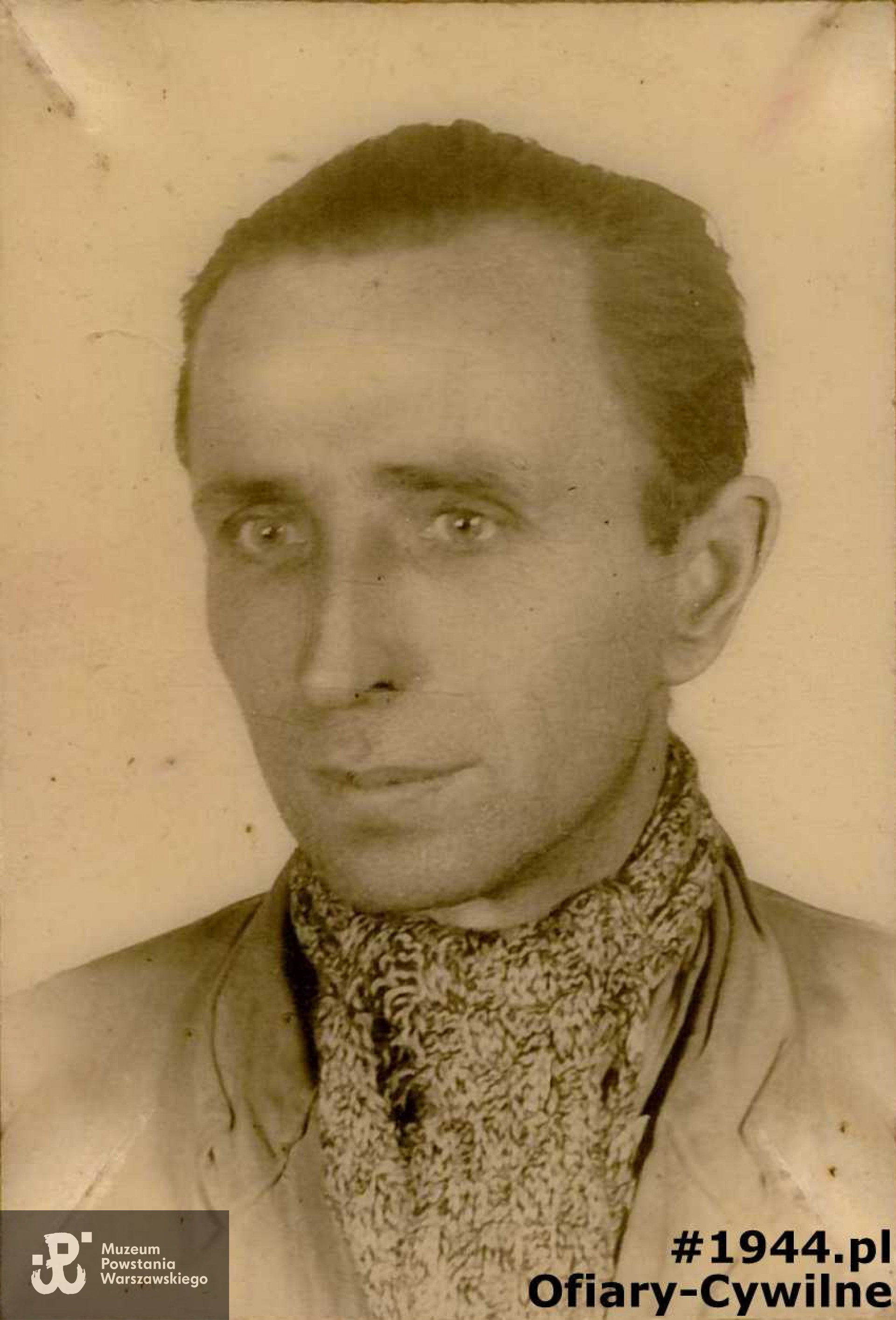 Józef Jarosiński, zdjęcie z Werk-Ausweisu, przekazanego do zbiorów Muzeum Powstania Warszawskiego przez córkę panią Mariannnę Pytlak zd. Jarosińską