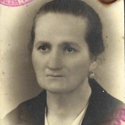 fotografia z okupacyjnej kenkarty Marianny Ołdakowskiej, udostępnił p. Andrzej Świetlik