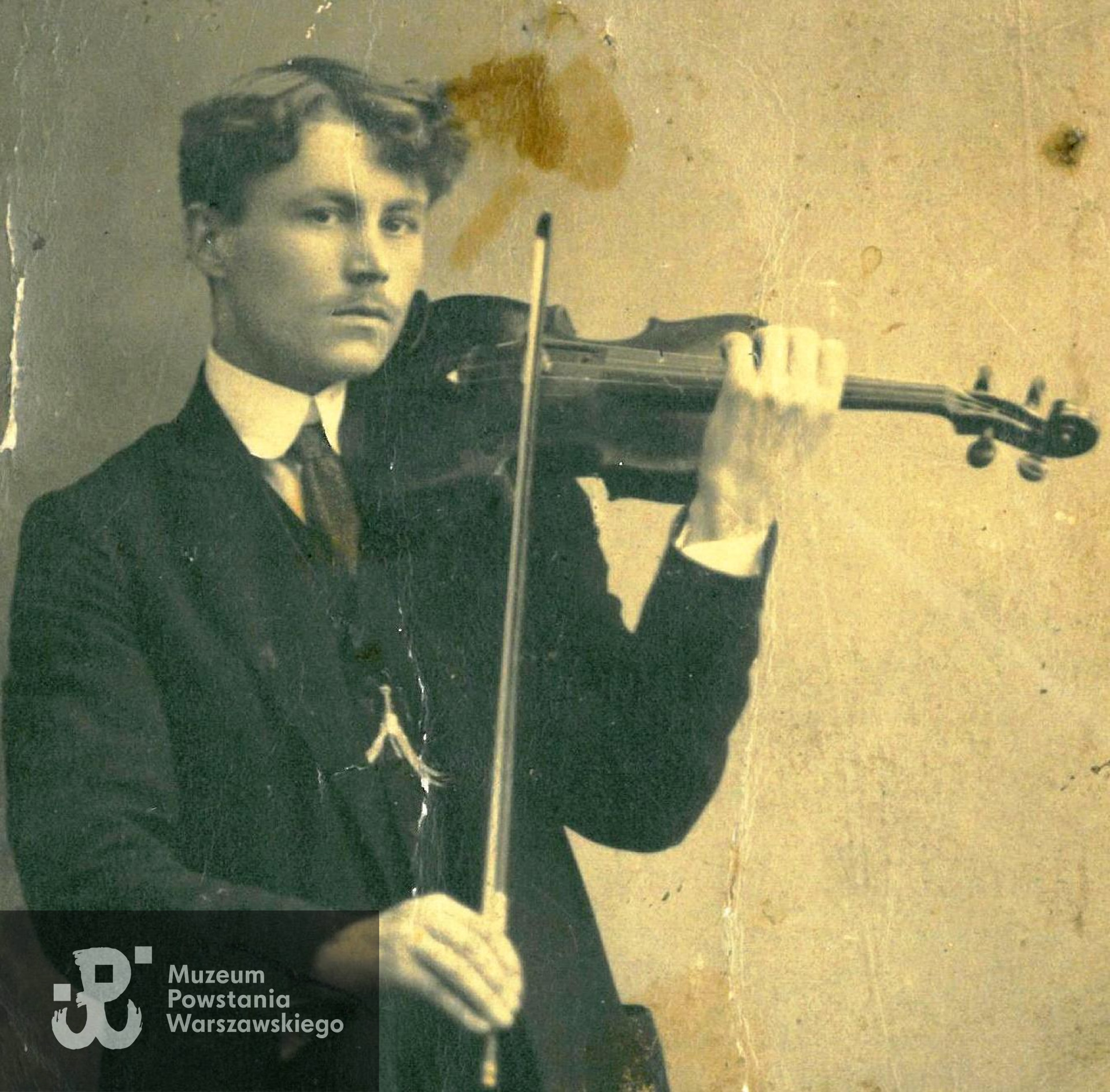 Stanisław Krzymowski w młodości, fotografię udostępnił Pan Grzegorz Chabowski