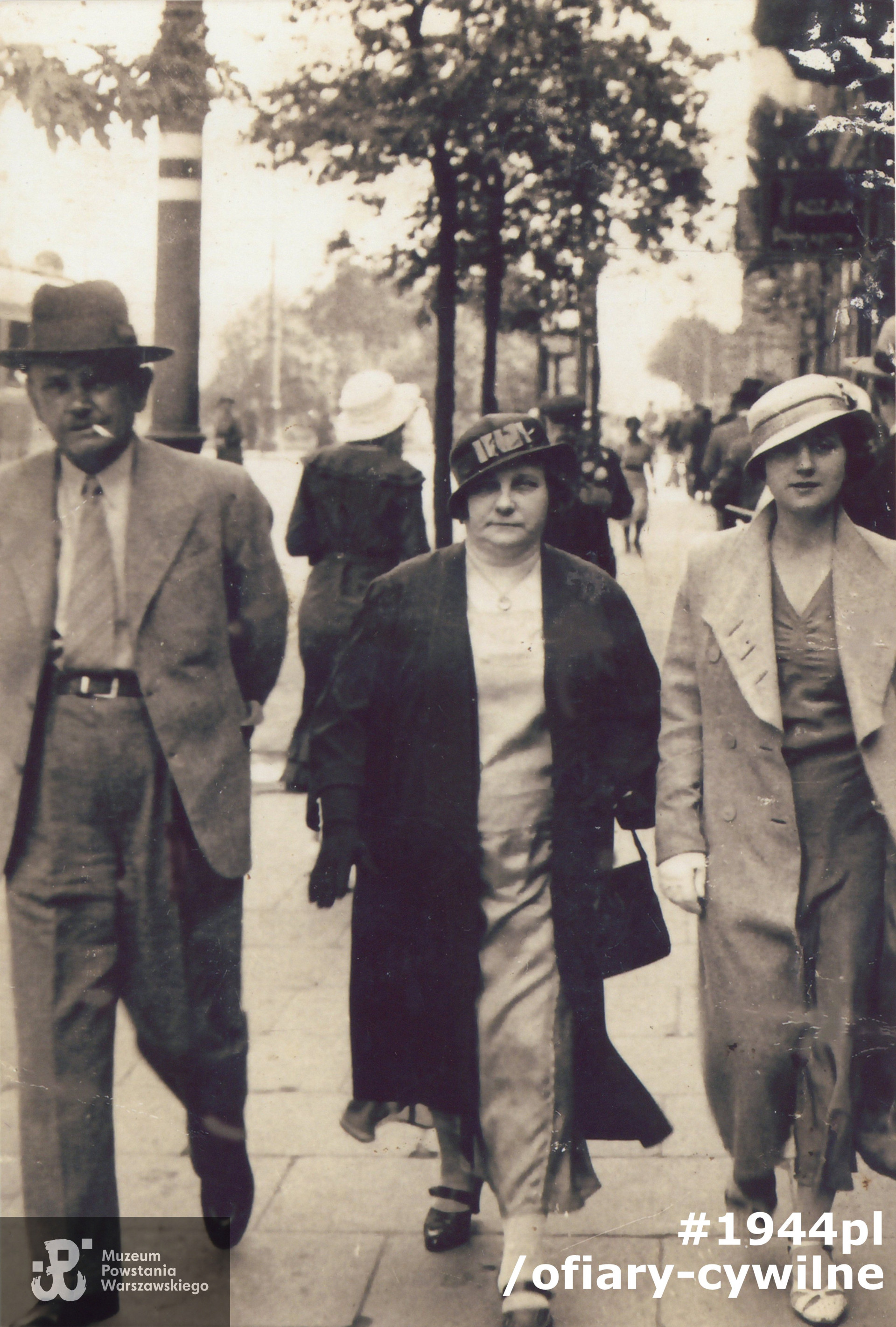 Od lewej; Robert Golański, Ewa Golańska, Maria Kołakowska zd. Golańska, fotografia ze zbiorów rodzinnych