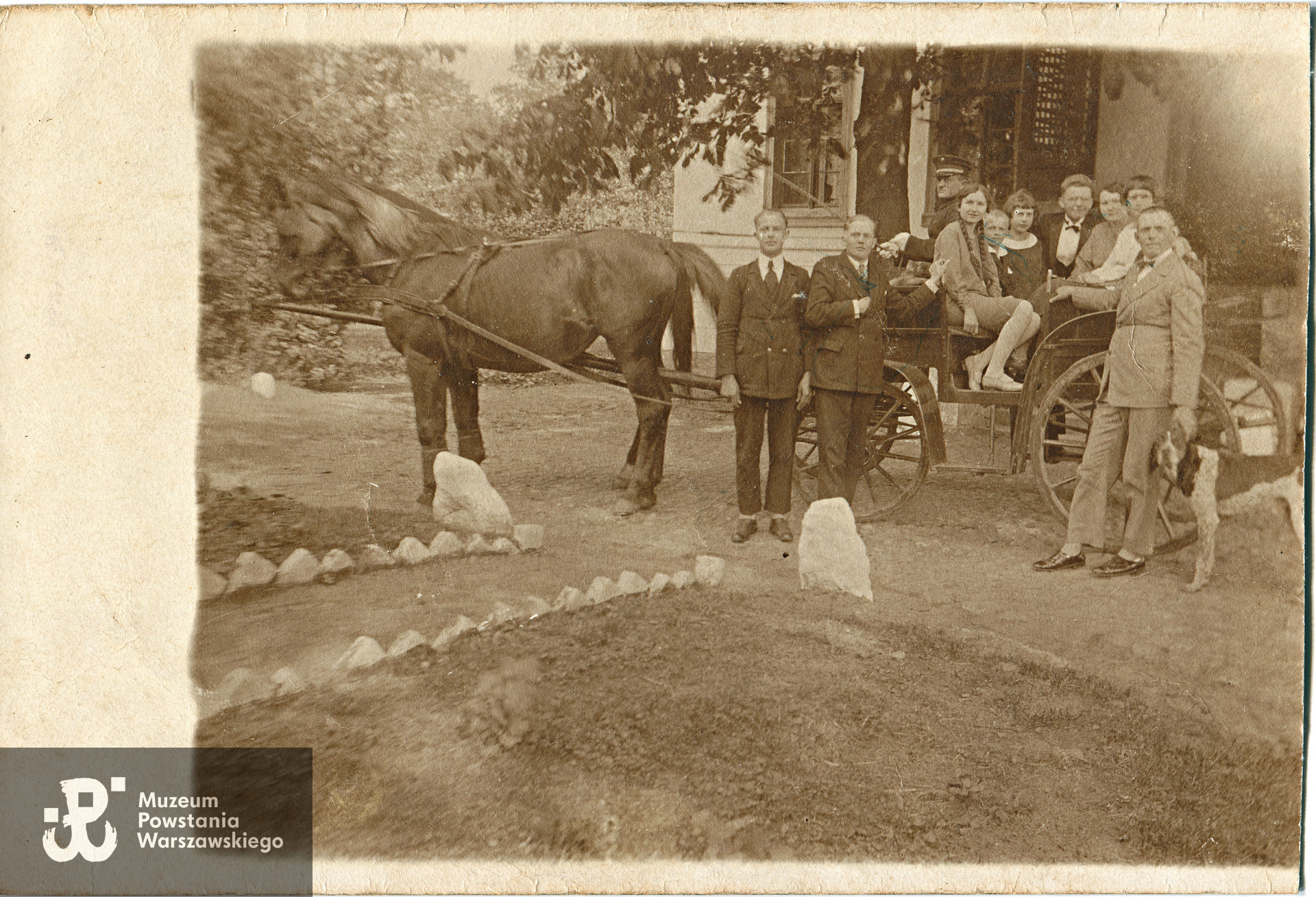 Tadeusz Wekwert (6-ty od prawej) - Nowe Budy - lata 20-te, fotografię udostępnił p. Radosław Chwieralski
