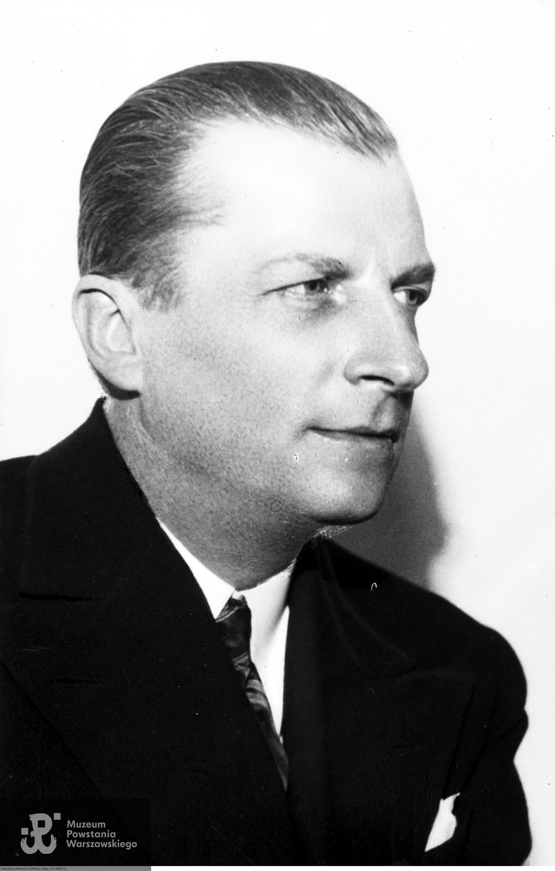 Zdjęcie ze zbiorów Narodowego Archiwum Cyfrowego sygnatura 1-K-8592-1