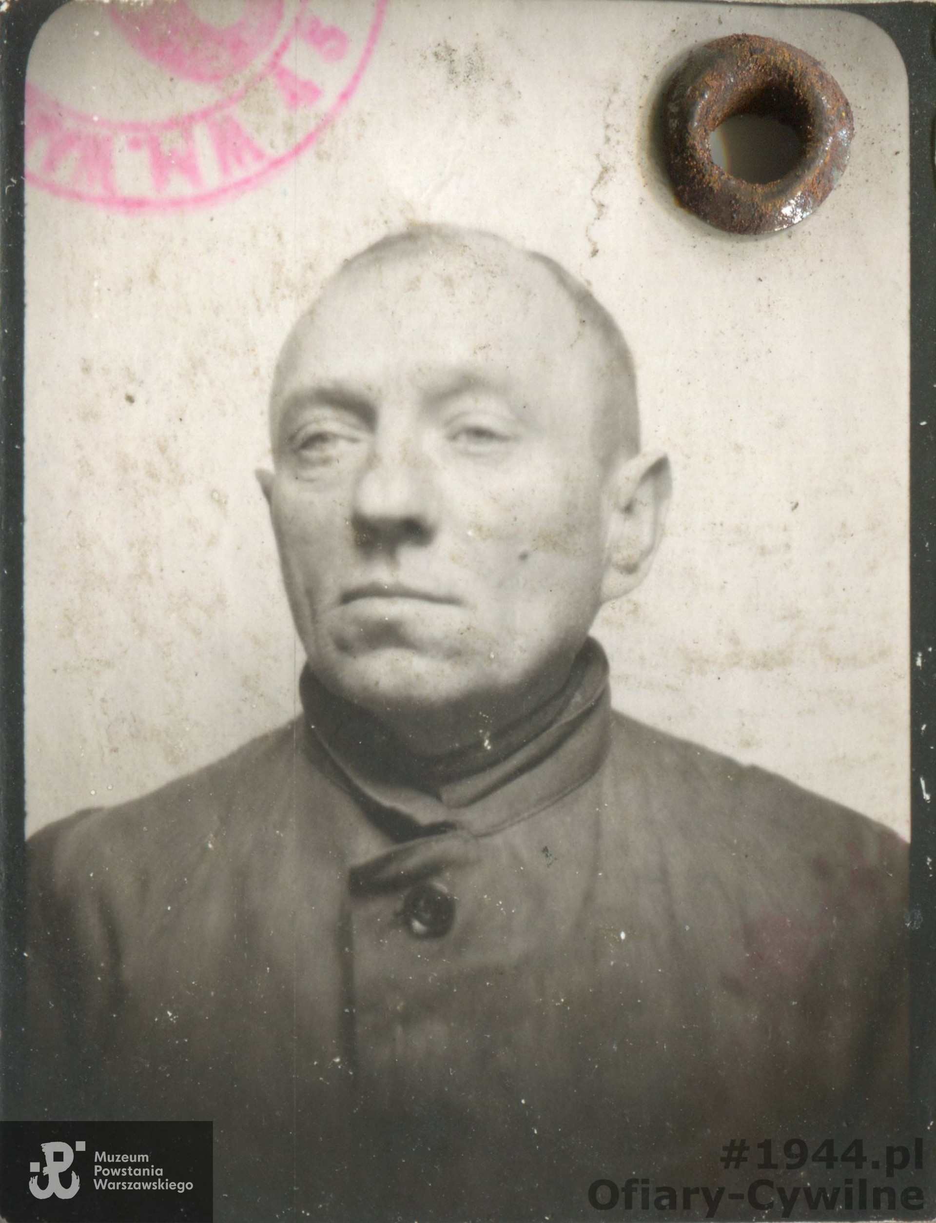 Zdjęcie z kenkarty, ze zbiorów Muzeum Powstania Warszawskiego sygnatura P/8616, dar syna pana Józefa Woźniaka