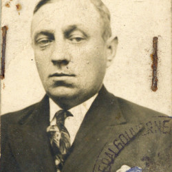 Kazimierz Woźniak (1896-1944), zdjęcie z karty wędkarskiej, ze zbiorów Muzeum Powstania Warszawskiego sygnatura P/8616, dar syna pana Józefa Woźniaka