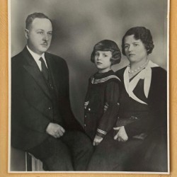Stanisław i Wiktoria Orzechowscy z córką Miladą, fotografia ze zbiorów rodzinnych